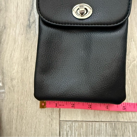 Black Leather Phone Pouch case - Picture 3 of 7